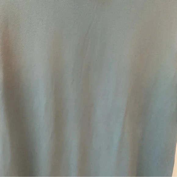 Lululemon Men's Grey Running Shirt - Picture 9 of 9